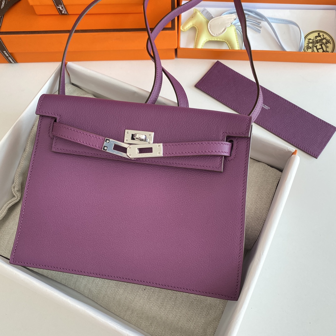 Hermes Kelly Danse Evercolor Bag In Purple Color